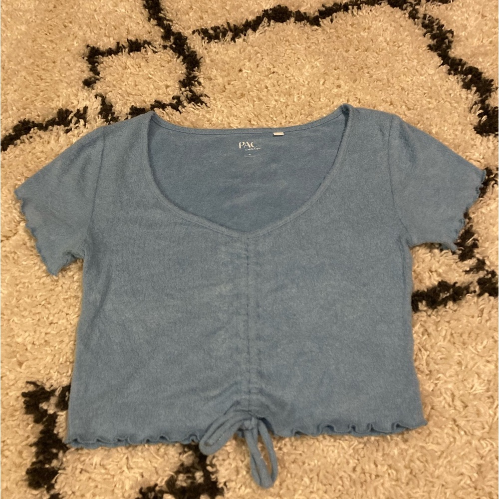 Soft, blue PacSun crop top size M